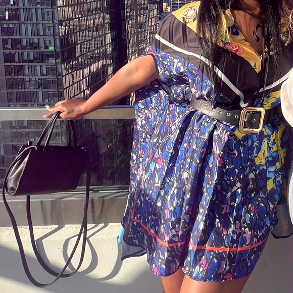 Multi print cape dress with belt - blue - Picture 5 of 5